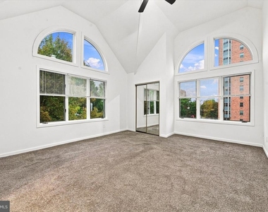 1504 N Broom Street - Photo Thumbnail 6