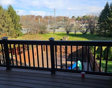 54 Emandan Lane - Photo Thumbnail 13