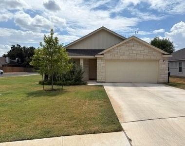 3403 N Monument Dr N - Photo Thumbnail 1