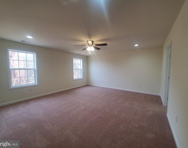 141 Cilento Drive - Photo Thumbnail 44