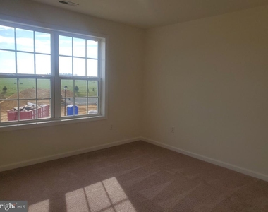 141 Cilento Drive - Photo Thumbnail 30
