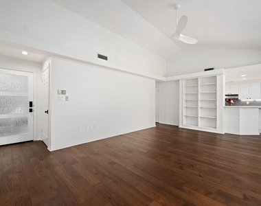 1000 Liberty Park Dr - Photo Thumbnail 4