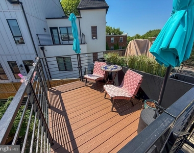 1601 North Carolina Avenue Ne - Photo Thumbnail 11