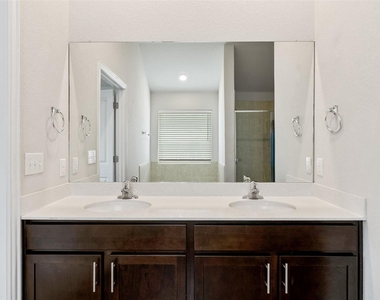 13608 Bullhorn Acacia Pass - Photo Thumbnail 8
