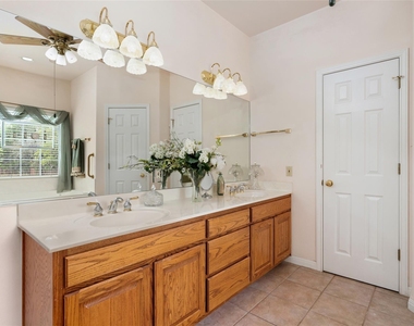 391 Liberty Dr - Photo Thumbnail 21