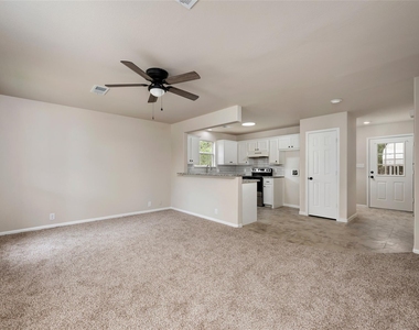 391 Liberty Dr - Photo Thumbnail 23