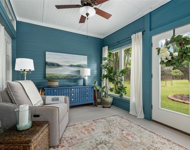 391 Liberty Dr - Photo Thumbnail 7