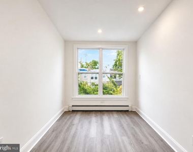 1426 S Se - Photo Thumbnail 17