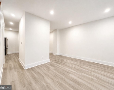 1426 S Se - Photo Thumbnail 6