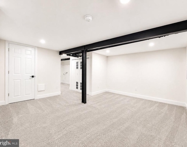 1426 S Se - Photo Thumbnail 27