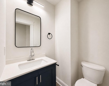 1426 S Se - Photo Thumbnail 30