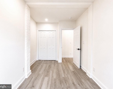 1426 S Se - Photo Thumbnail 18