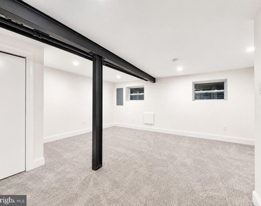 1426 S Se - Photo Thumbnail 26