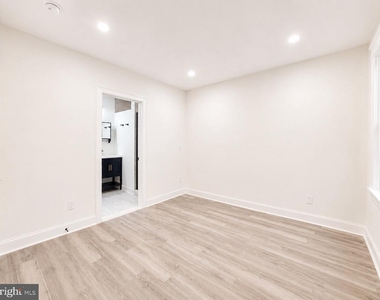 1426 S Se - Photo Thumbnail 29