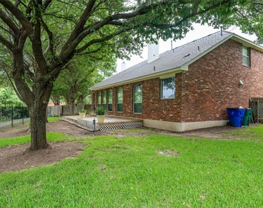 1106 Camden Cv - Photo Thumbnail 21