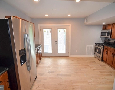1679 W Street Se - Photo Thumbnail 4