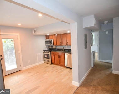 1679 W Street Se - Photo Thumbnail 6
