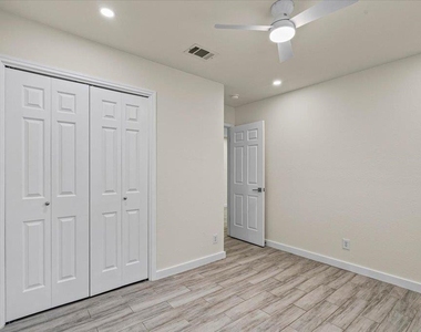 303 Fantail Loop - Photo Thumbnail 22