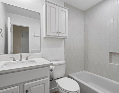 303 Fantail Loop - Photo Thumbnail 23