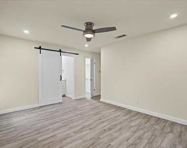 303 Fantail Loop - Photo Thumbnail 18