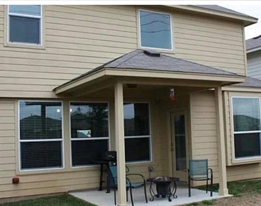 2228 Nestlewood Dr - Photo Thumbnail 27
