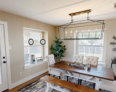 1202 Hensley Dr - Photo Thumbnail 6
