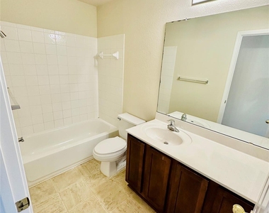 16216 Castletroy Dr - Photo Thumbnail 25