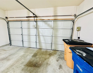 16216 Castletroy Dr - Photo Thumbnail 35