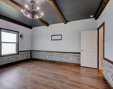 1716 Frontenac St - Photo Thumbnail 14