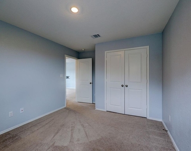 1716 Frontenac St - Photo Thumbnail 24