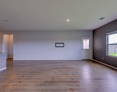 1716 Frontenac St - Photo Thumbnail 13