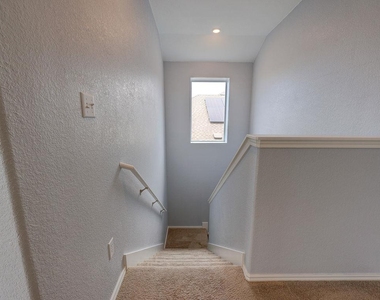 1716 Frontenac St - Photo Thumbnail 19