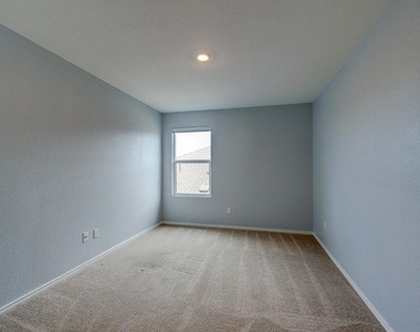 1716 Frontenac St - Photo Thumbnail 21