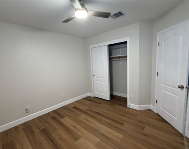 4604 Ramies Run - Photo Thumbnail 29