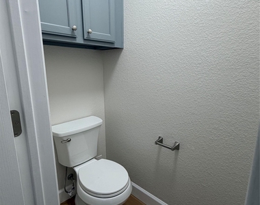 4604 Ramies Run - Photo Thumbnail 24