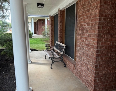4604 Ramies Run - Photo Thumbnail 2
