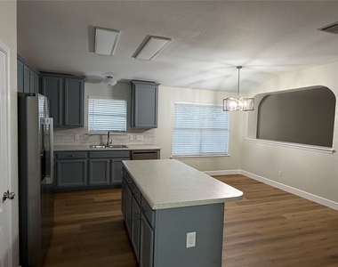 4604 Ramies Run - Photo Thumbnail 6