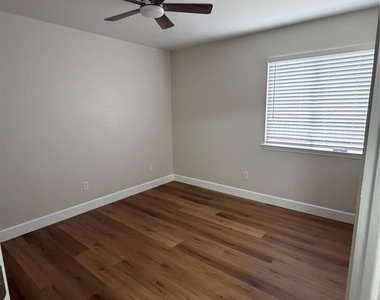 4604 Ramies Run - Photo Thumbnail 27