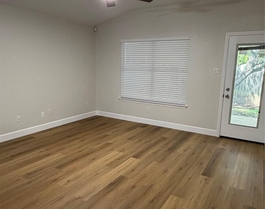 4604 Ramies Run - Photo Thumbnail 17