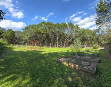 152 Spoke Ln - Photo Thumbnail 22