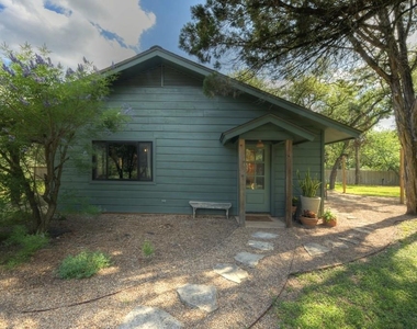 152 Spoke Ln - Photo Thumbnail 2