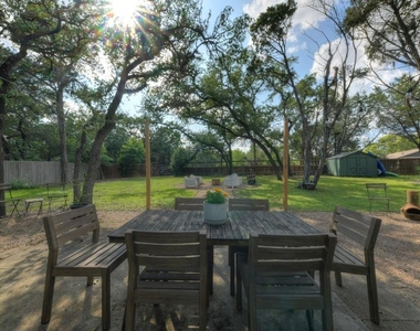 152 Spoke Ln - Photo Thumbnail 15