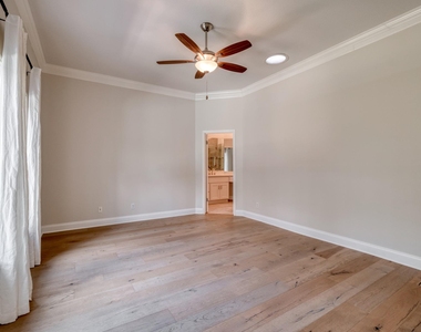 3908 Edwards Mountain Dr - Photo Thumbnail 22