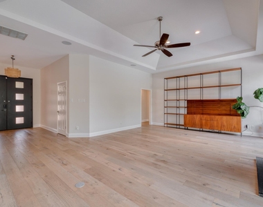 3908 Edwards Mountain Dr - Photo Thumbnail 5