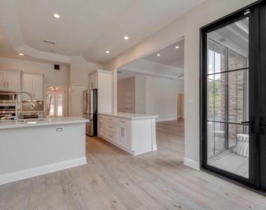 3908 Edwards Mountain Dr - Photo Thumbnail 11