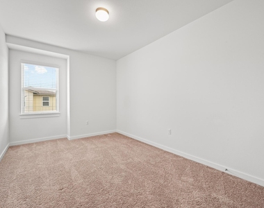 8901 Parker Ranch Cir - Photo Thumbnail 23