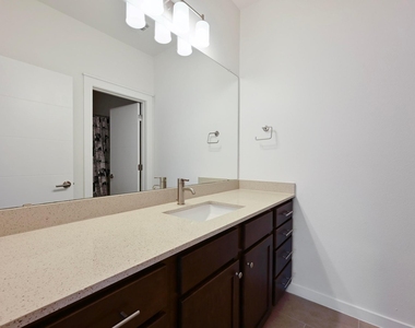 8901 Parker Ranch Cir - Photo Thumbnail 24