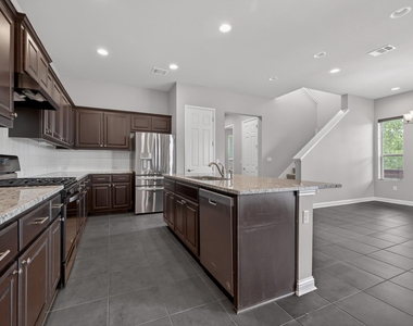 1501 Lawrence St - Photo Thumbnail 8
