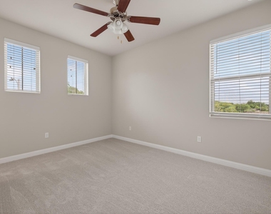 1501 Lawrence St - Photo Thumbnail 19