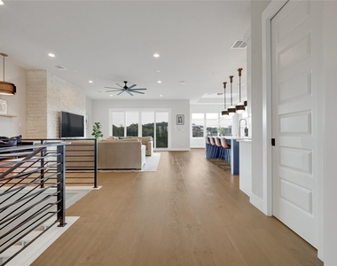 15421 Mccormick Vista Dr - Photo Thumbnail 5